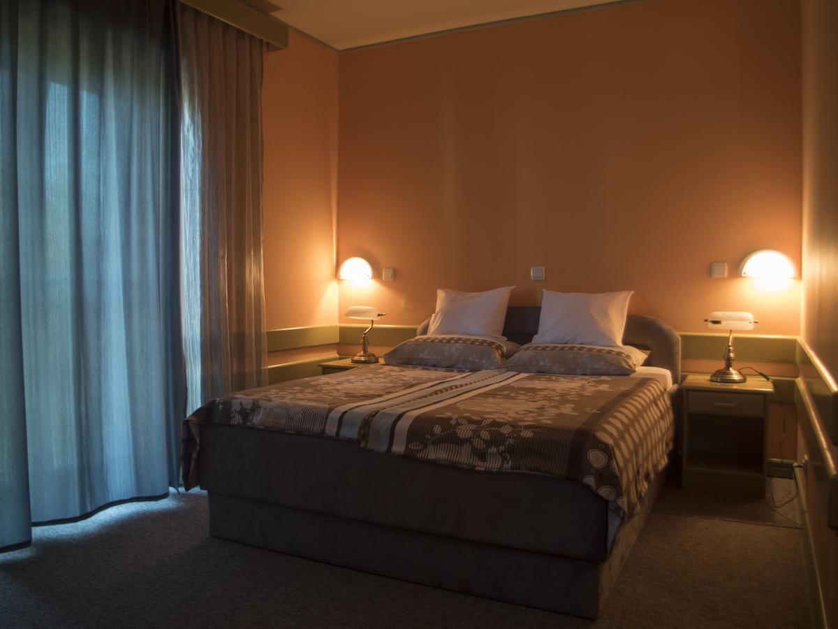 Hotel Vidikovac Ниш Экстерьер фото
