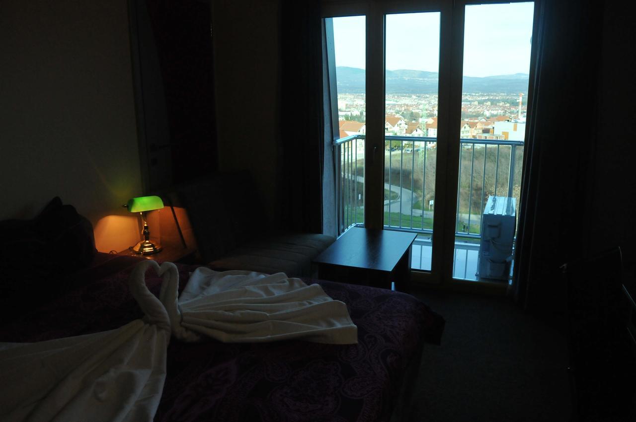 Hotel Vidikovac Ниш Экстерьер фото